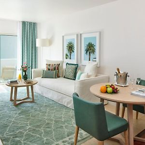 Premium Suite